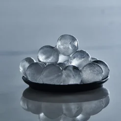 Eiswürfelform Arctic mit Deckel – Kugeln – Lurch | 54 x 2 cm