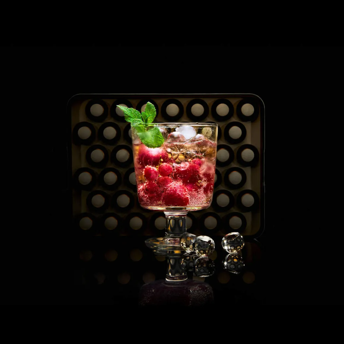 Eiswürfelform mit Deckel – Platin Silikon – Kugeln | 42 x 2 cm