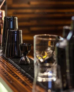 Tin-in-Tin Cocktail Shaker - Kenko | Schwarz