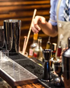 Tin-in-Tin Cocktail Shaker - Kenko | Schwarz